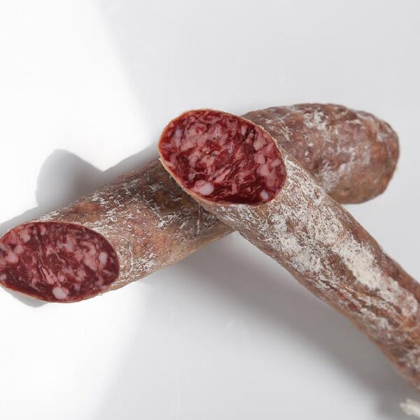 Salchichón de bellota ibérico casero estilo tradicional